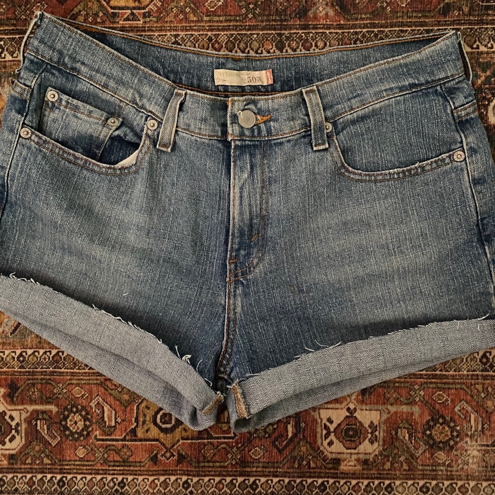 Levi’s shorts